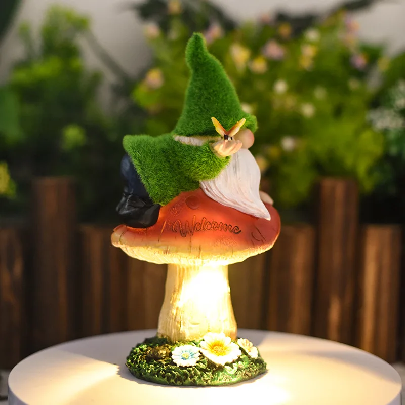 Solar Dwarf Statue Resin Gnome Figurine, Mushroom Figurine, Outdoor Garden Yard, Decorative Art Sculpture, Patio Lawn Light