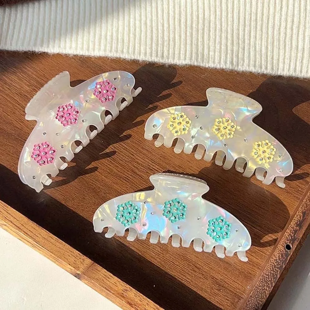 

Contrast Color Snowflake Shark Clip Rhinestone Korean Style Iridescent Hair Claw 10CM Waterproof Acrylic Hair Claw Girls
