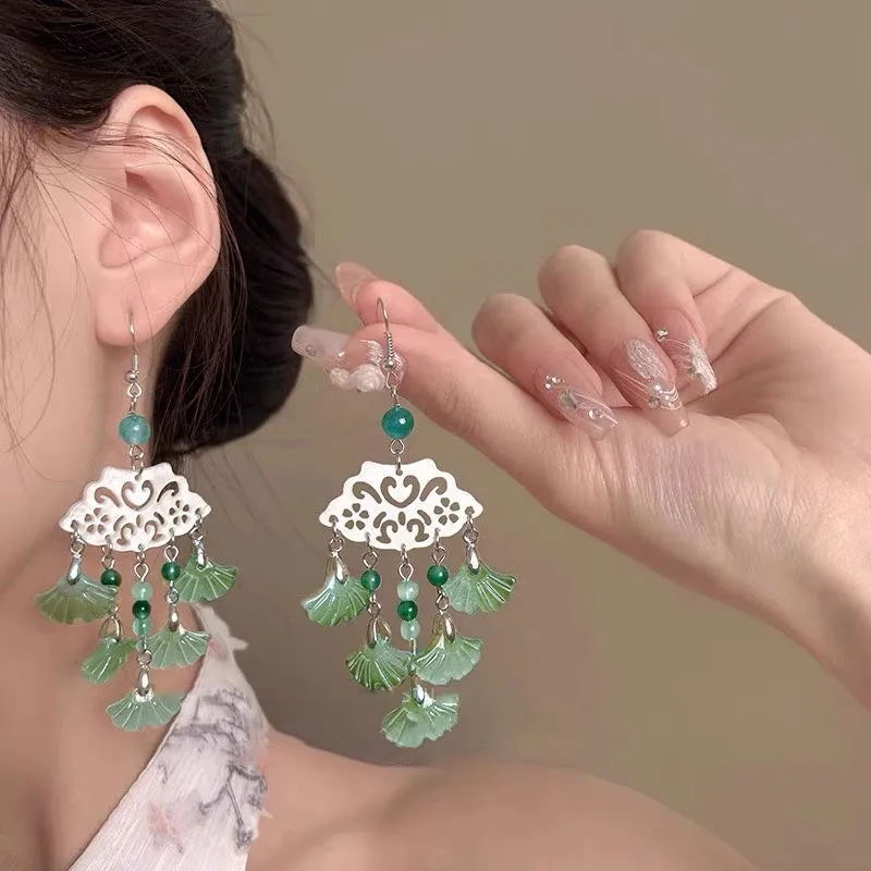 Chinese Style HanFu Accessories Fan-shaped Dangle Earrings For Female Green Leaf Tassel Drop Earrings Exquisite Jewelry Gift New