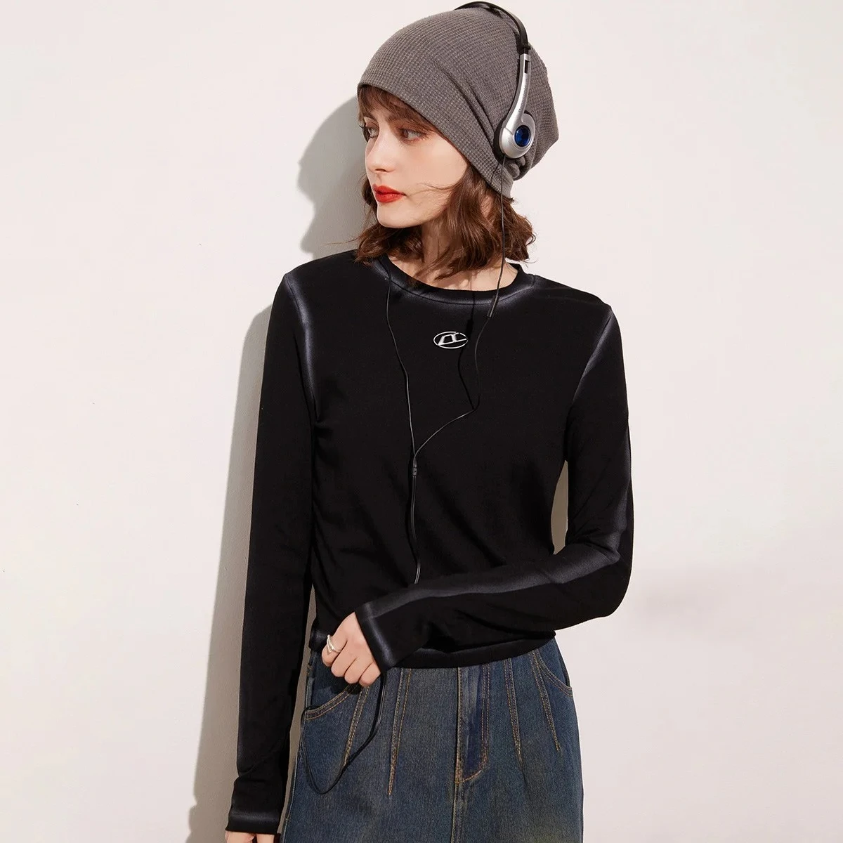 LOUISYAO dégradé Spray couleur T-shirt 2025 printemps hauts personnalité décoration col rond femmes à manches courtes t-shirts