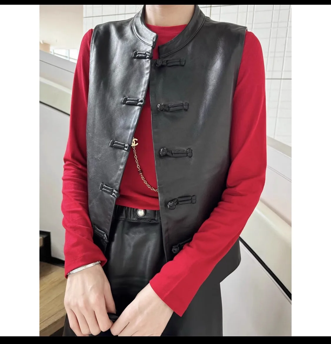 2024 | New Style Performance | Genuine Leather Vest Women's  New Short Sheepskin Casual Chinese Style Button Leather Coat