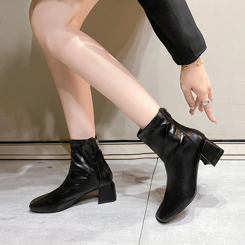 Casual Women's Thick Heel Medium Heel Boots Women's 2024 New Winter Square Toe Back Zipper Heightening Short Boots