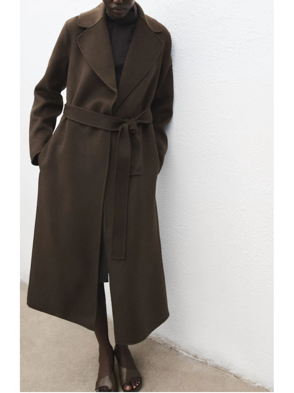 

Двустороннее шерстяное длинное пальто, однотонное, глубокое, с отложным воротником, пояс, украшенный простым, женская верхняя одежда