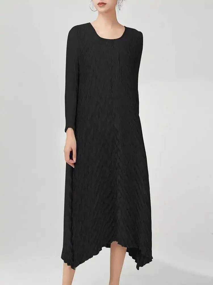 

Summer New 2025 Women's Dresses Pleated Irregular Dress Women's Fashion Round Neck Full Sleeve Solid Colour A-line Dress