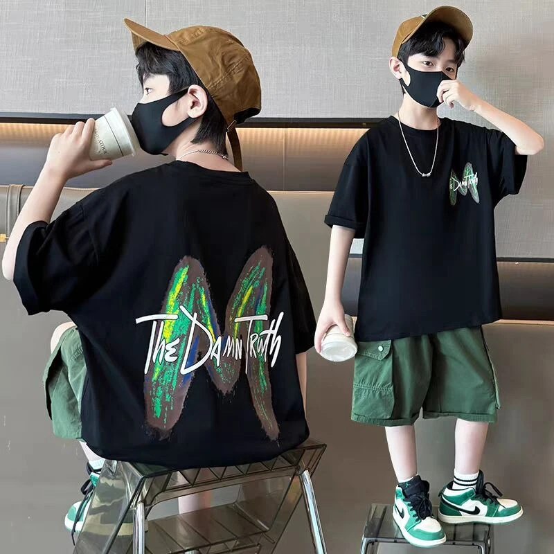 

2026 Boys Summer Set, Cool Short Sleeve Top & Shorts Outfit for Big Kids Stylish Two-Piece New Arrival
