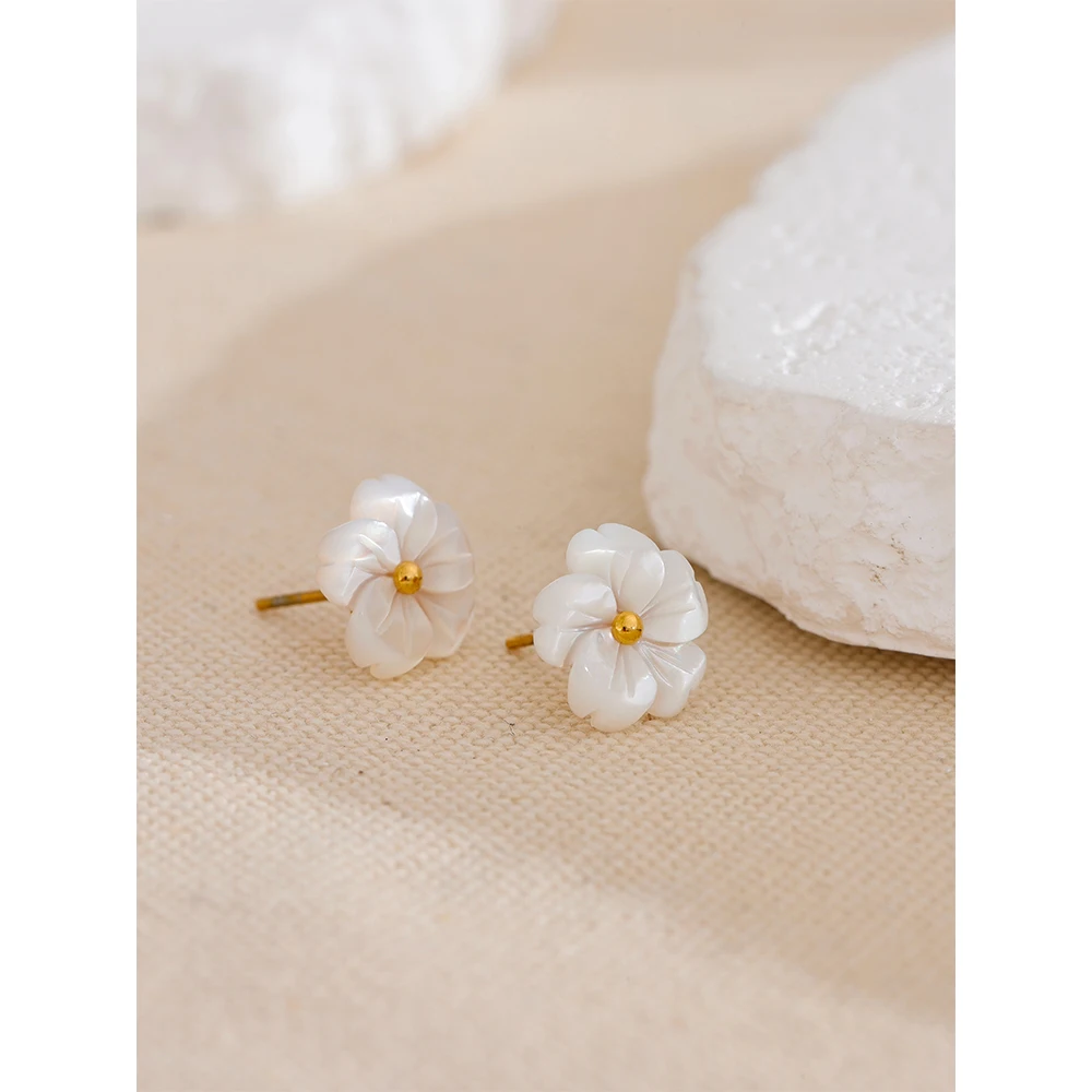 Yhpup Natural Shell Flower Exquisite Daily Stud Earrings for Women Fashion Stainless Steel Sweet Romantic Korean Premium Jewelry