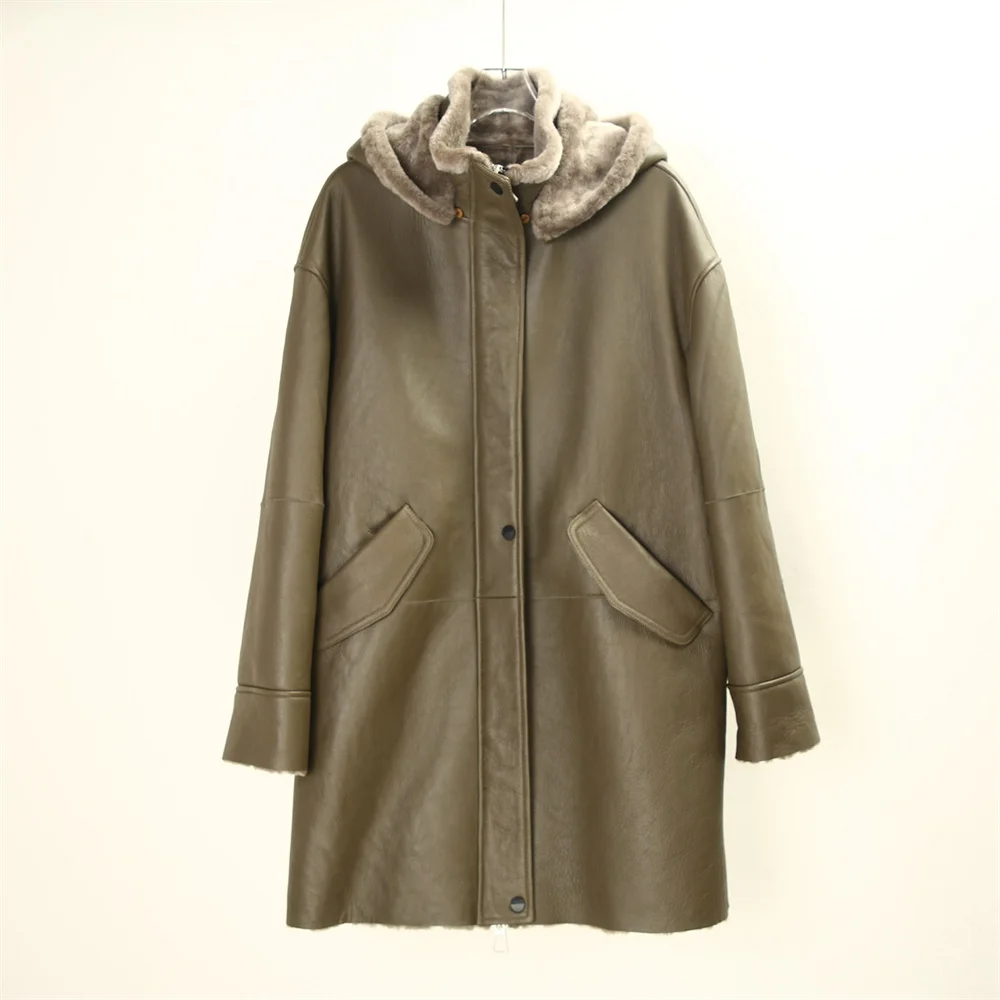 

2023 Women Warm Winter Merino Sheepskin Fur Shearling Coats Medium Long Detachable Hooded Gray Green Lamb Fur Overcoat