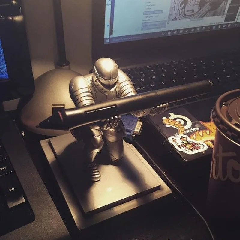 

Knight Retro Warrior Craft Decoration, Pen Holder, Office Creative Decoration, Birthday Gift