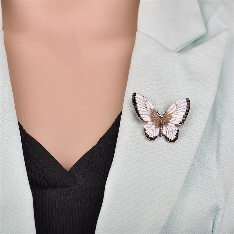 Enamel Color Butterfly Brooch Cartoon Insect Brooch Ladies Brooches Jewelry Party Jewelry Gifts Personality Accessories