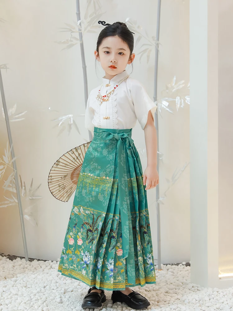 

Children's Hanfu Set Autumn New Arrival High-End Girls' Traditional Chinese Costume Ethnic Stage Wear Polyester