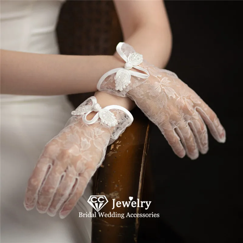 CC Short Gloves Women Accessories Wedding Events Bridal Dress Engagement Finger Gants Vintage Elbow Mittens Props Charming WG090