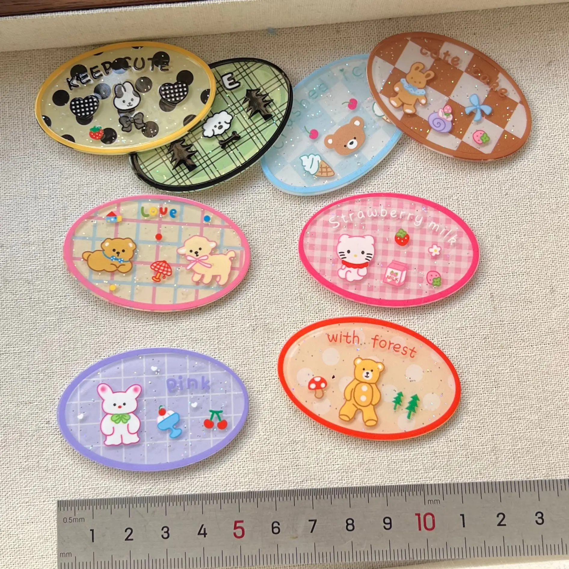 2 Stuks Miniso Serie Kleurrijke Cartoon Hars Flakback Cabochons Diy Ambachten Materialen Sieraden Maken Charmes