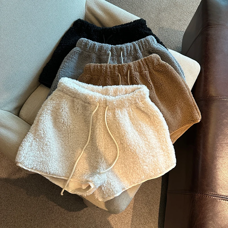 Women's Lamb Fur Shorts Winter Warm High Waist Loose A-Line Boot Shorts Spring Wide Leg Fleece Hot Girl Fashion Bottom