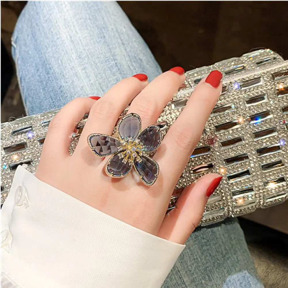 Fashion Big Flower Crystal Ring Personality Exaggerated Flower Open Adjustable Ring for Women Girl Wedding Party Luxury Jewelry