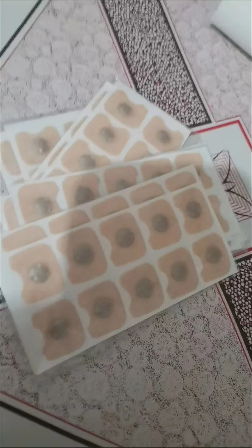 

полоски для носа, крошечные и невидимые, остановки храмов без повытности!