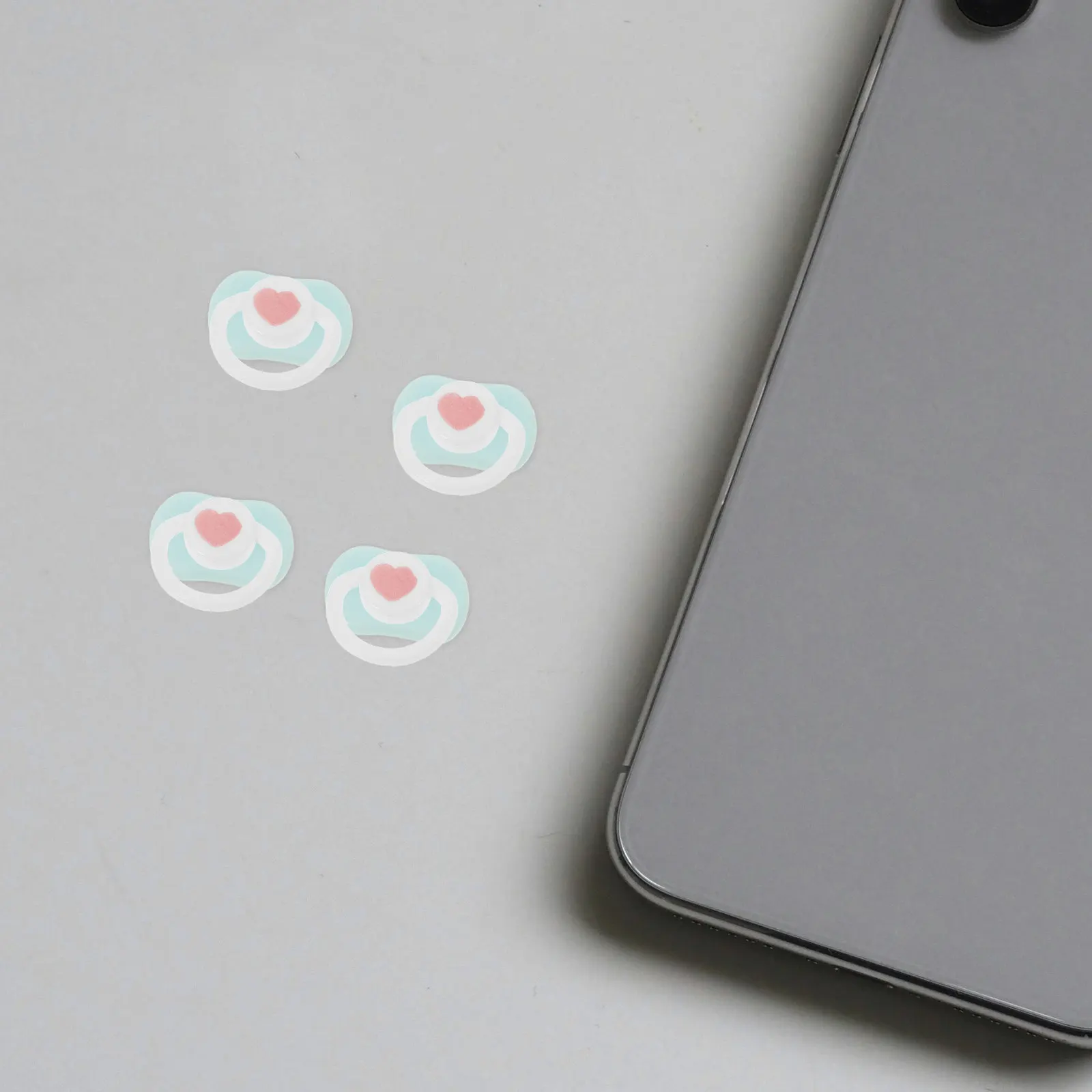 

5 шт. миниатюрных подвесок-пустышек из смолы для декора чехлов для телефонов, аксессуаров для волос, рукоделия. Прочные, безопасные, очаровательные, в форме пустышки.