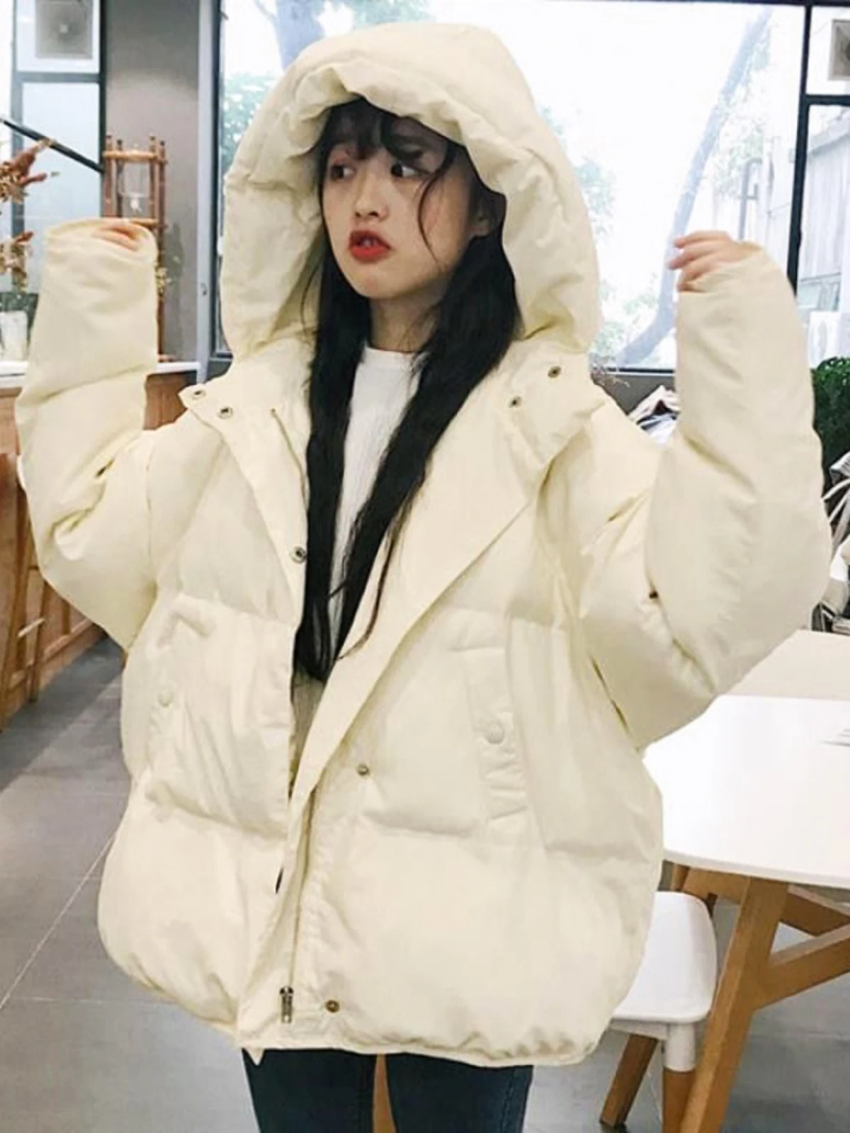 

White down Jacket Women's Short Lightweight College Style Fashionable Outerwear Spring Autumn Seasonal Cotton Blend