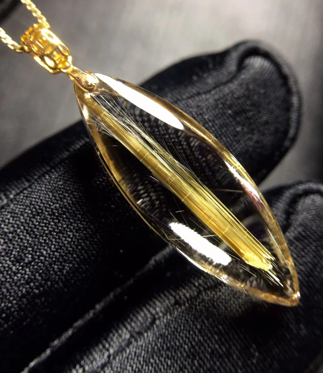 Natural Gold Rutilated Quartz Pendant Water Drop Rutilated Quartz Jewelry 30*10.2*8.3mm Bead Men Women Brazil AAAAAAA