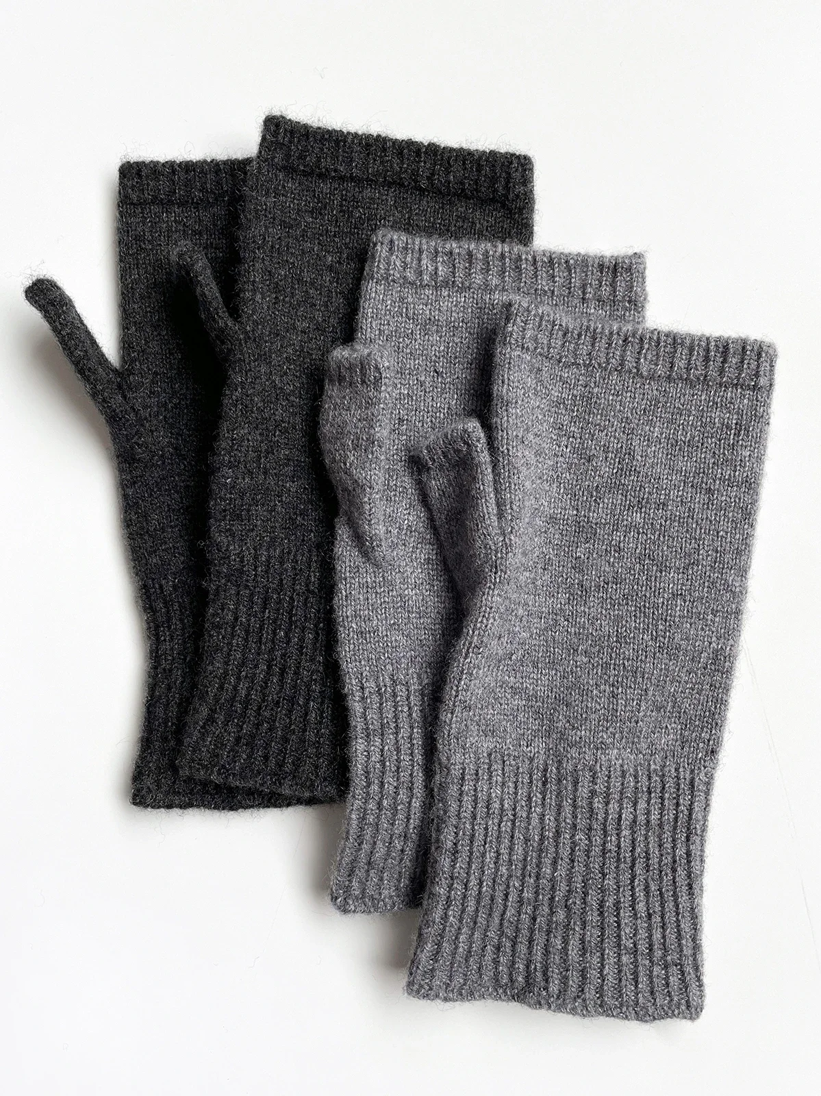 Cashmere knitted gloves women's autumn winter new Japanese seamless craftsmanship warm half-finger pure color knitted glov