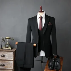 (52) Customized New Style Men’s Wedding Suits and Formal Wear