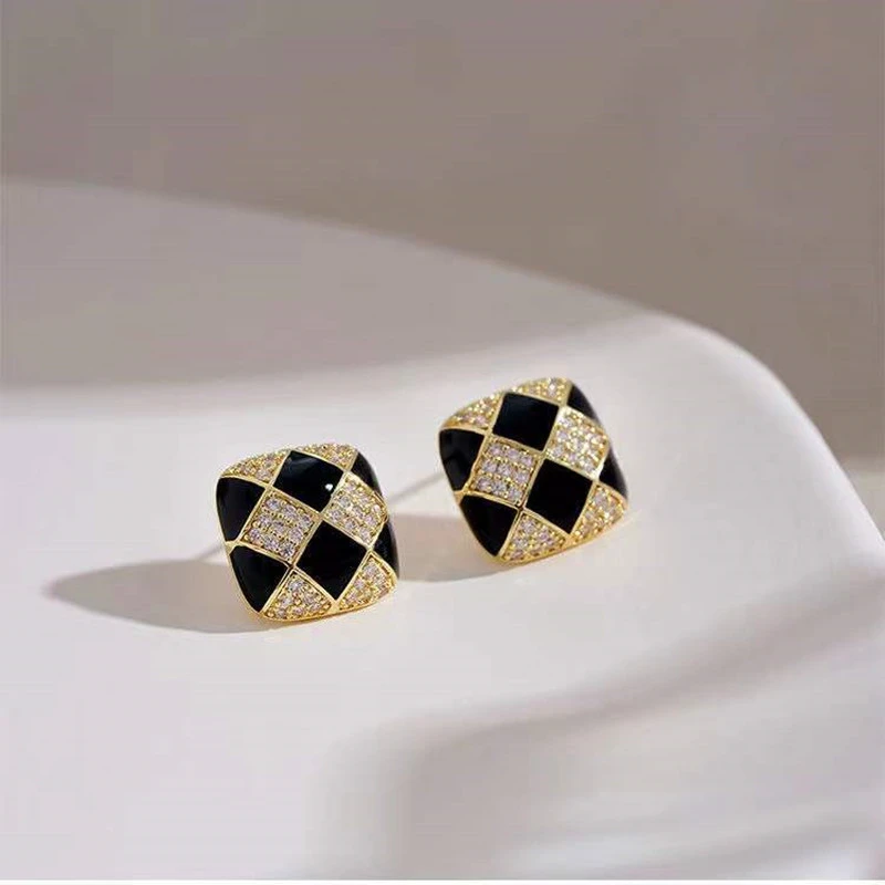 Black Enamel Rhombus Stud Earrings for Women Small Crystal Square Earrings Chessboard Grid Korean Fashion Girls Ear Accessories