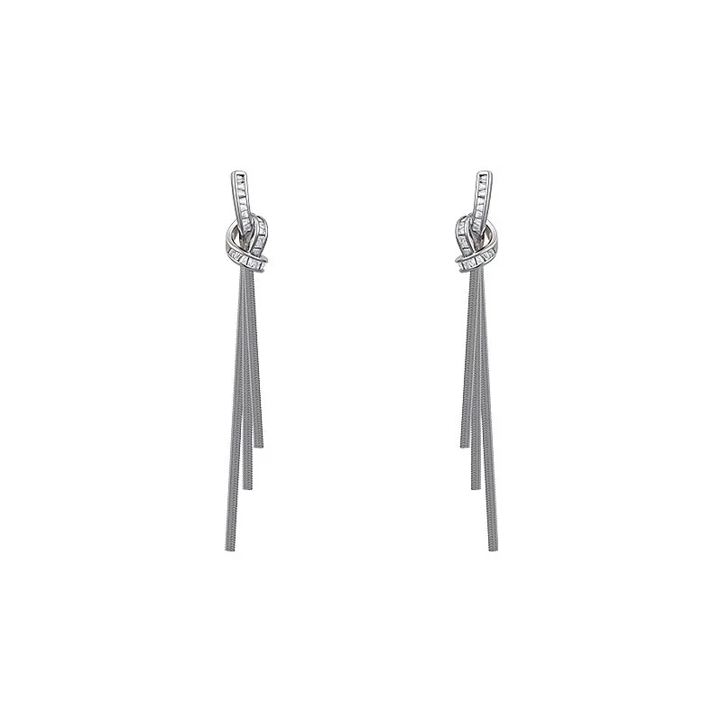 

Women's light luxury high-sensitivity silver needle long earrings