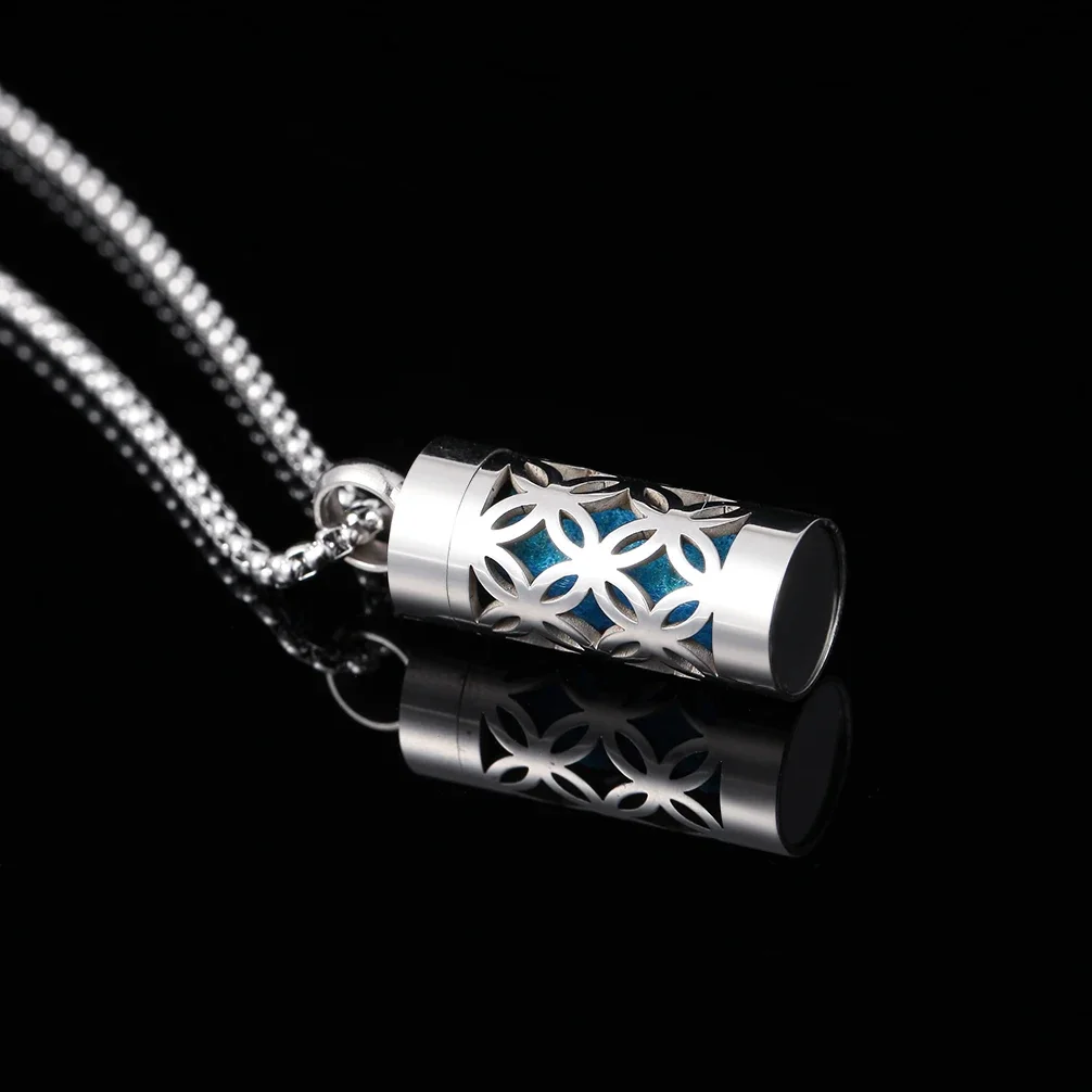 Stainless Steel Aromatherapy Necklace Vintage Aroma Diffuser OpLocket Flower Perfume Essential Oil Diffuser Pendant Necklace