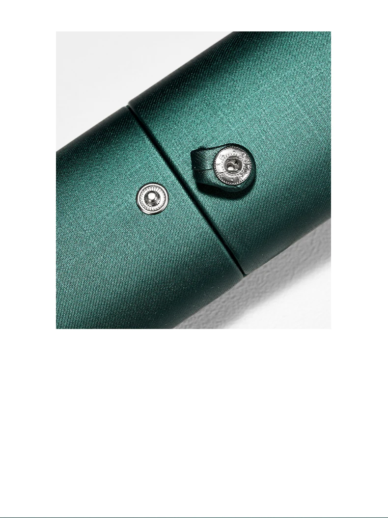 Oirlv Luxus-Ringbox, hochwertige Schmuckaufbewahrungsbox aus Kunstleder mit weichem Samtfutter, elegante Geschenkverpackung für Schmuck. – Detail 5