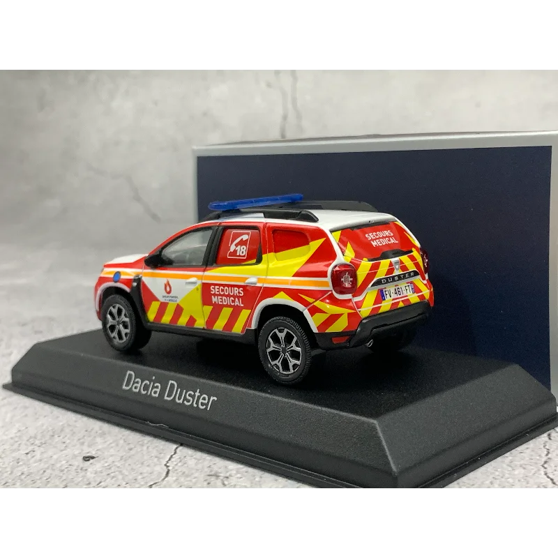 Diecast NOREV 1:43 escala Dacia Duster motor de bomberos policía coche en miniatura de aleación juguete coleccionable regalo recuerdo adorno de exhibición