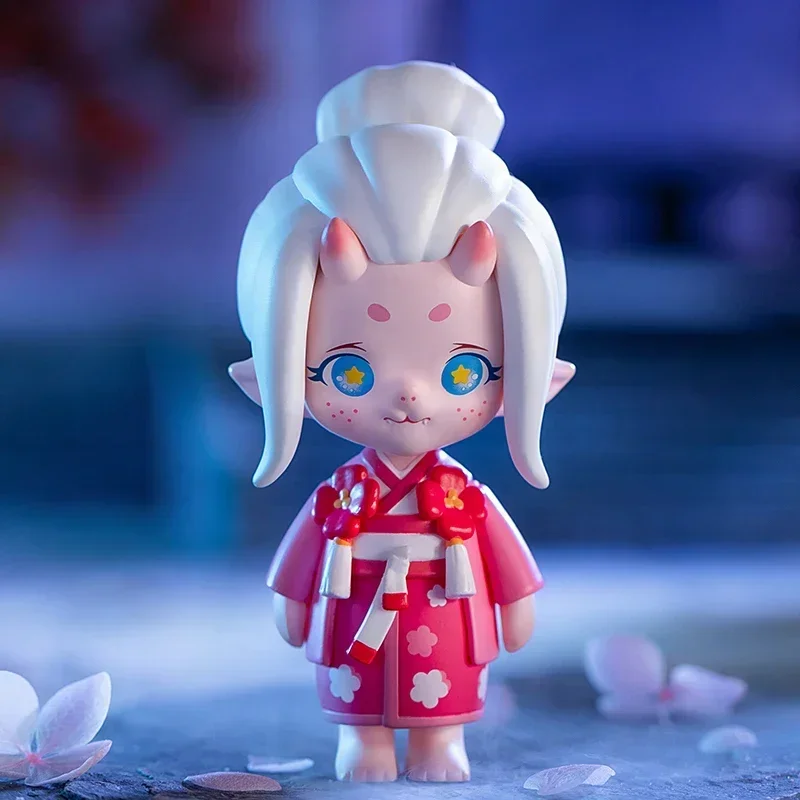 Figuras de acción de la serie Zoe Monster Story, juguetes de muñecas, regalo de Navidad para niños, colección de adornos de habitación, modelo de PVC, lindas figuras de Anime