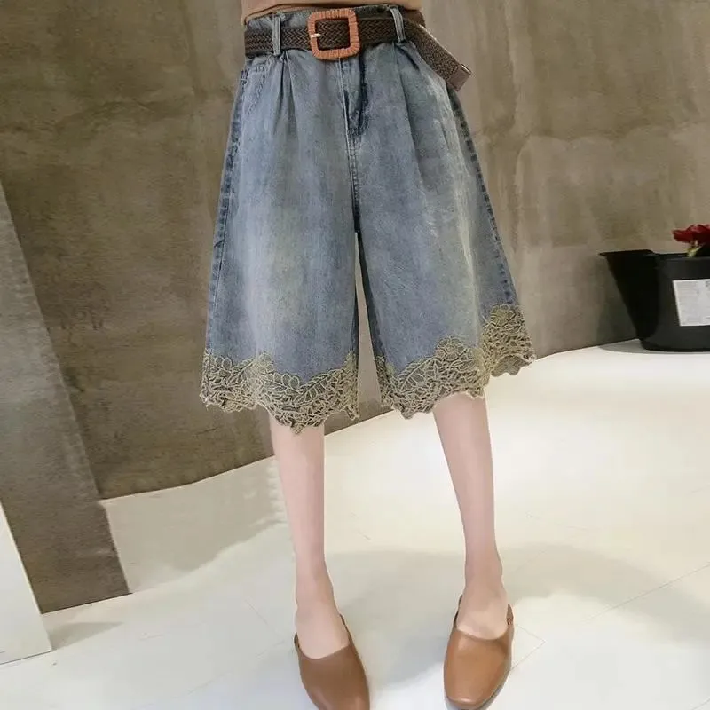 Wide-Leg Jeans Women's Summer High Waist 2023 New Fashion Hem Lace Stitching Cropped Pants Pocket Loose Denim Pants Female