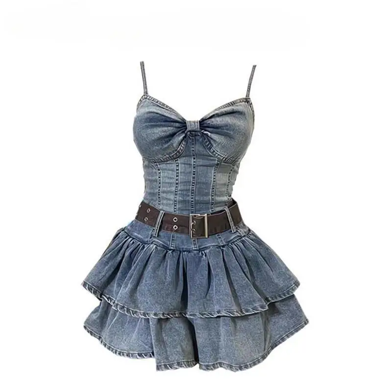 Schickes Y2K Retro Jeanskleid für Damen mit Spaghettiträgern, gestuftem Rüschen-Korsett, Minikleid mit Gürtel, A-Linie, lässiges Party-Sommerkleid