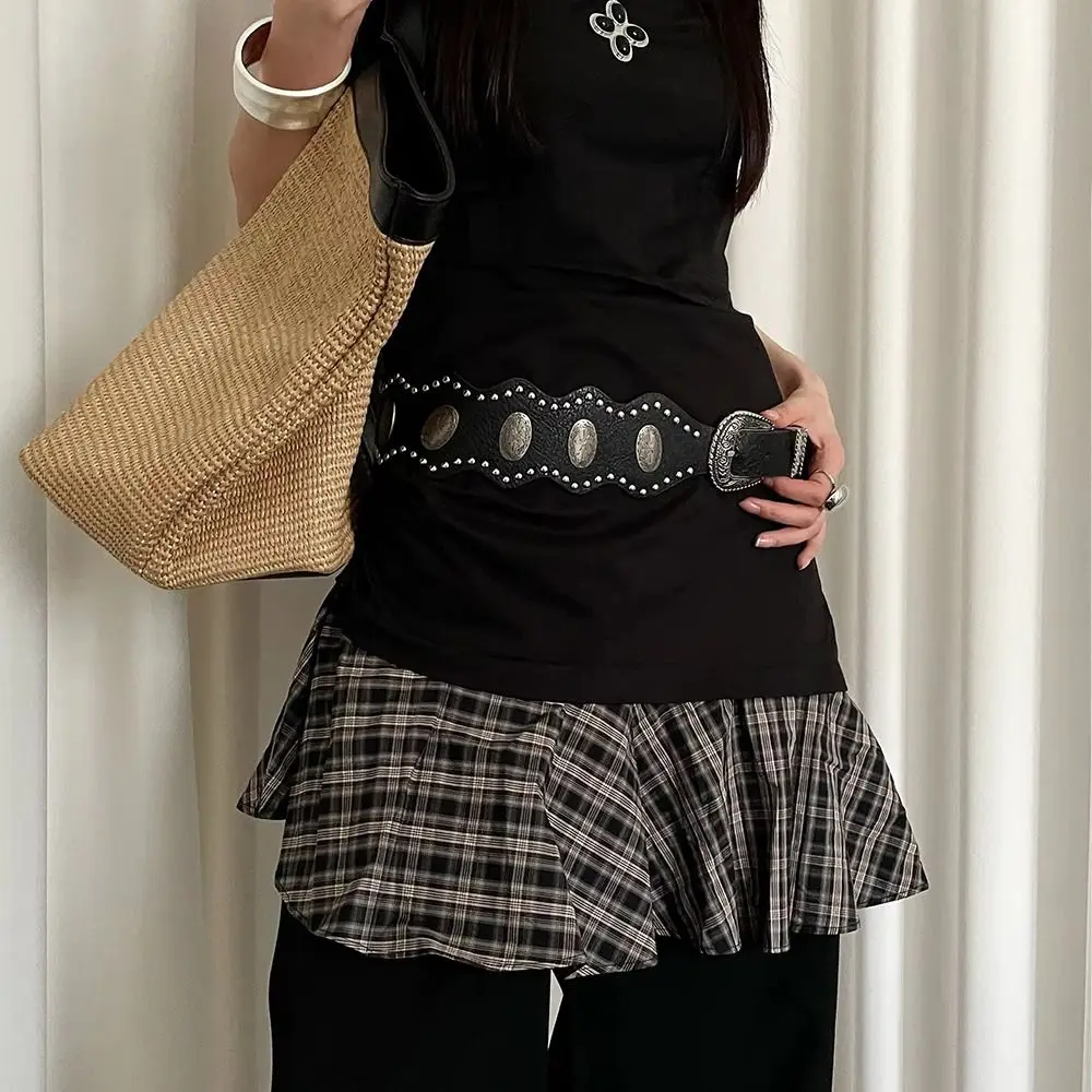 

Fashionable Vintage Women's Belt Rivet Black Leather Waist Belt Y2k Gothic Dress Jeans Belt Waist Accessories