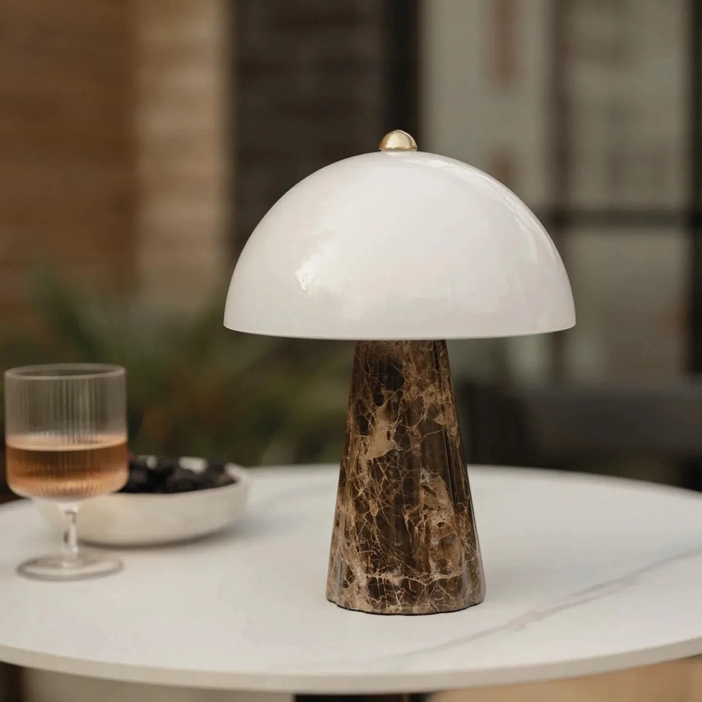 Nordic Modern Creative Marble Table Lamp for Hotels, Offices, Studies, Conference Rooms, Bedrooms, and Bedside Lamps