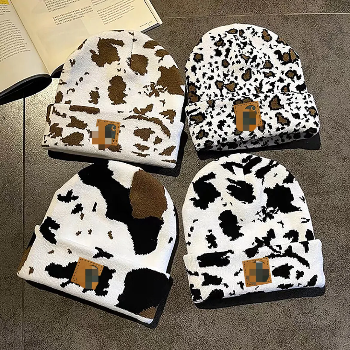 Fashionable Winter Hats Cow Print Cuffed Beanies Thick Knitted Soft Warm Slouchy Leopard Pattern Ski Caps for Men Women