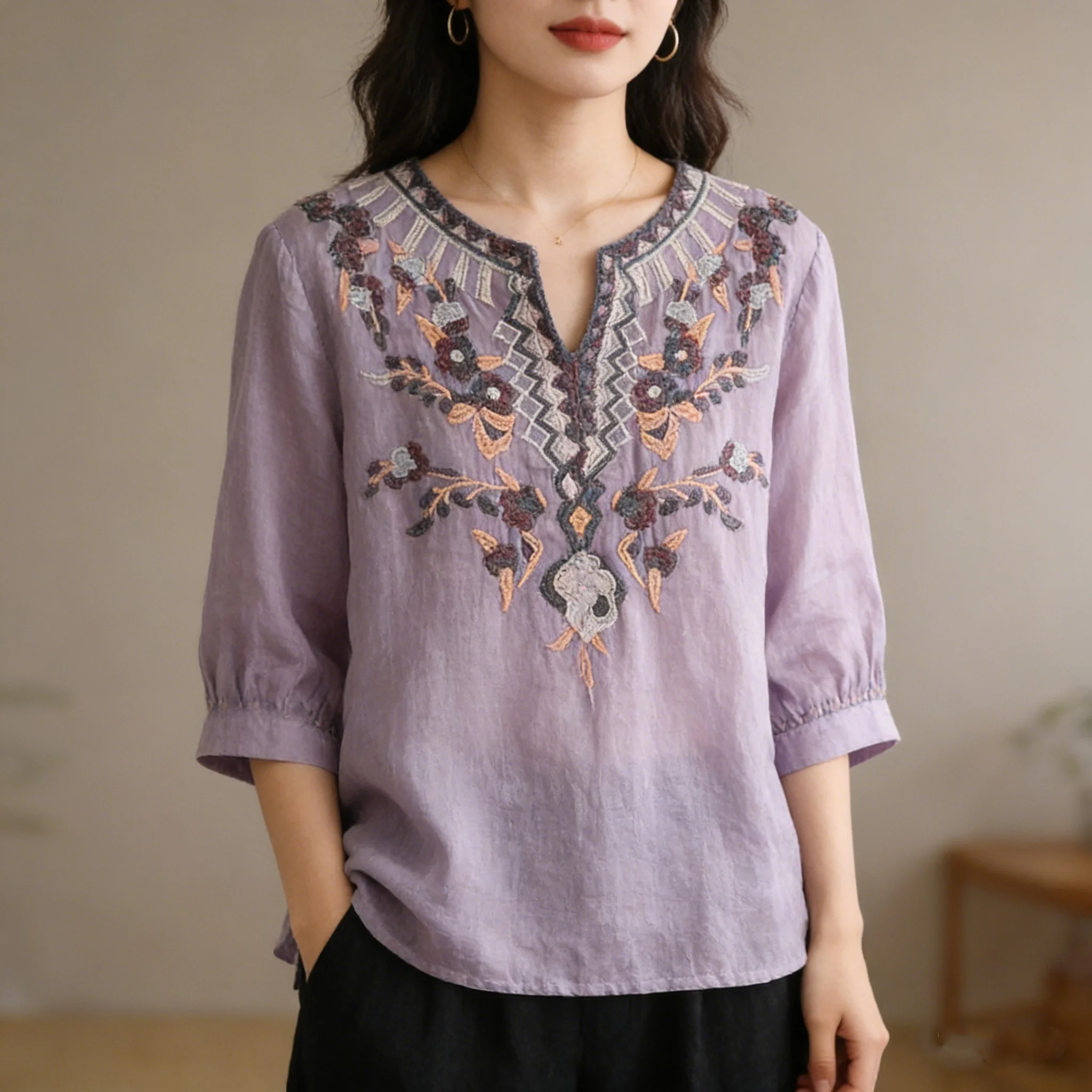 

Элегантная женская блузка больших размеров с вышивкой, тонкая, с V-образным вырезом, без рукавов, из хлопка и льна, весна-лето, новинка, повседневный комфортный топ