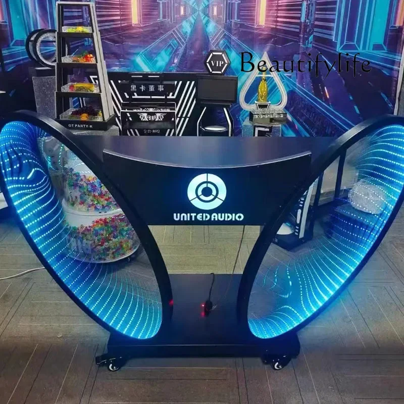 Uw Disc Table Mixin… - image