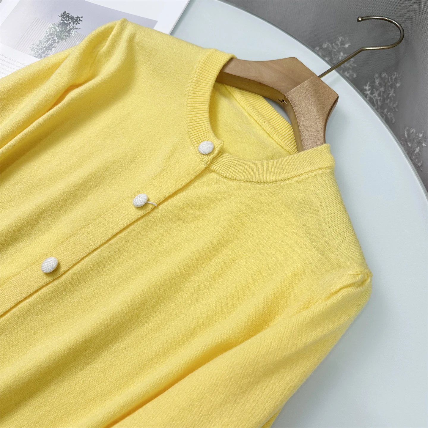 Весна 2026: Новая Желтая Вязан – обзор и цена Embroidery Yellow