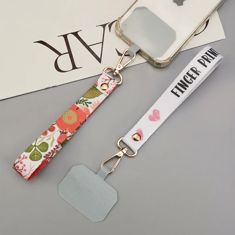 Wrist Strap Colored Pattern Woven Strap Universal Phone with Universal Clip Anti-loss Short Portable Pendant Mobile Phone Strap