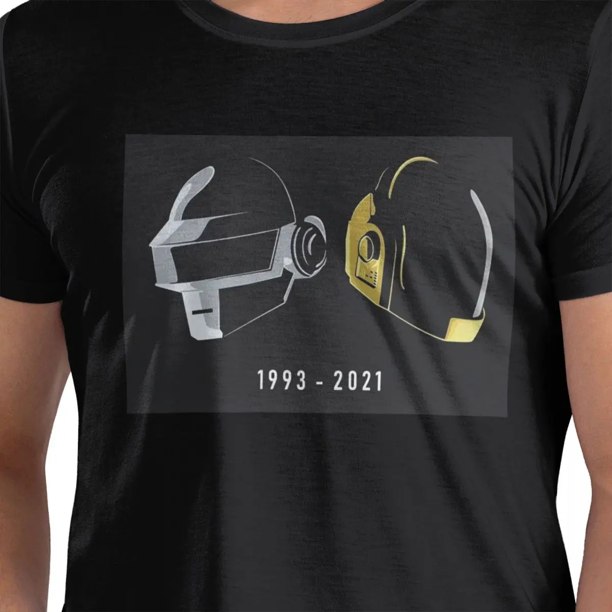

Daft Punk Electronic Music Band Tribute Helmet Art Футболка из 100% хлопка Мужские классические футболки Мужские футболки с круглым вырезом и коротким рукавом S-6XL