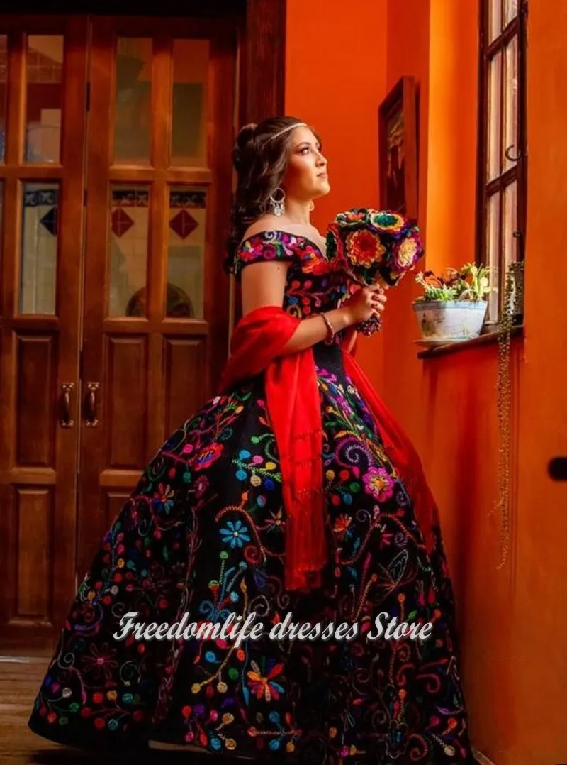 Gaun Mewah Charro Quinceanera Bordir Vestidos De 15 Años 2022 Manis 16 Gaun Ulang Tahun Buatan Khusus Meksiko XV