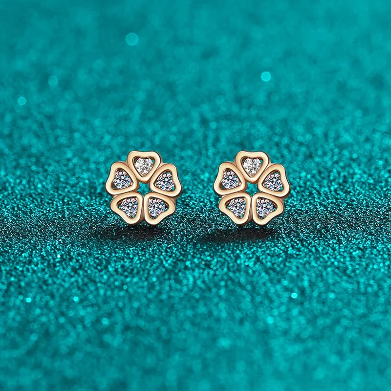 

Classic 0.25 Carat Moissanite Diamond Flower Shaped Stud Earrings, 18K Rose Gold Female Wedding Jewelry Birthday Gift for Women