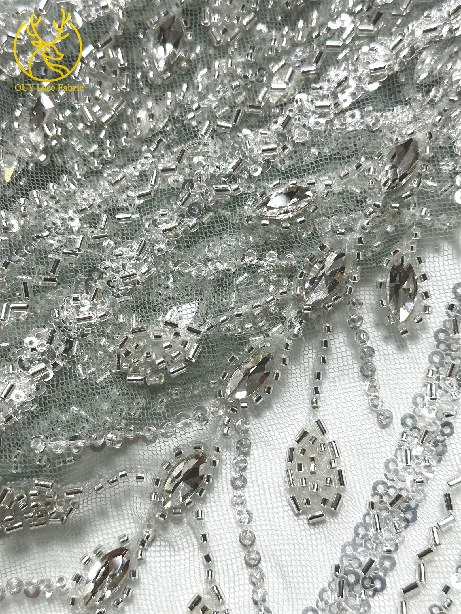 Rosa beliebtes Brautkleid mit Diamantspitze, handgefertigter bestickter Perlen-Spitzenstoff, Stein-Mesh-Pailletten-Spitzenstoff für Abschlussball und Party – Detail 24