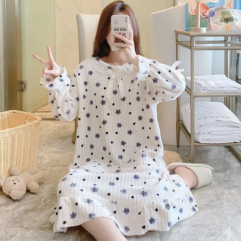 5XL Plus Size Thicken Coral Fleece Nightgown Women Warm Flannel Sweet Bathrobe Coral Velvet Long Nightdress Mid Loose Home Dress