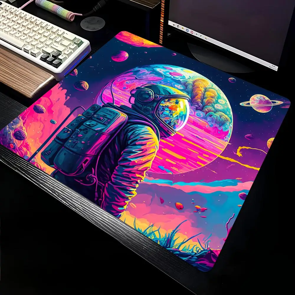 

Visual Aesthetics Astronaut Design Gaming Mouse Pad Desk Mat 40X45CM mousepads with Stitched Edge pc accessories Gaming mats