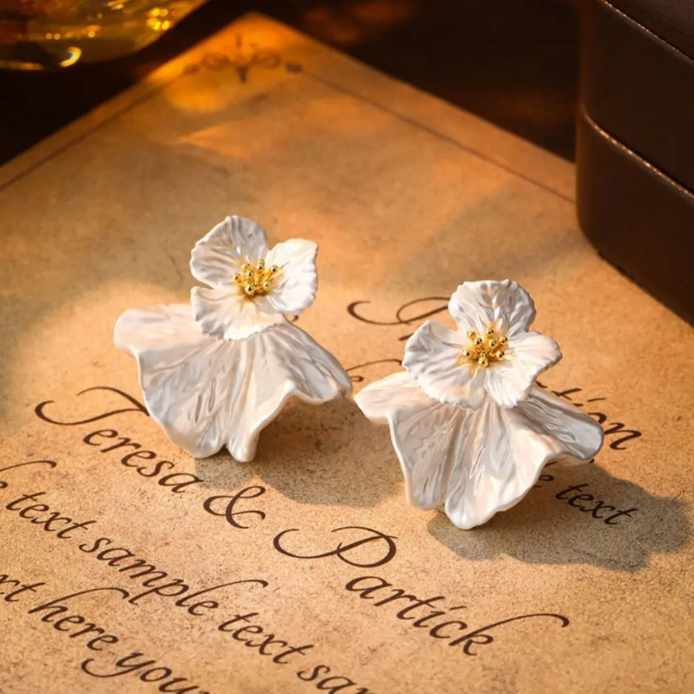

Hook Piercing Flower Stud Earrings Ear Decor Sweet Vintage Earrings Ear Jewelry Accessories Elegant Temperament Earrings Party