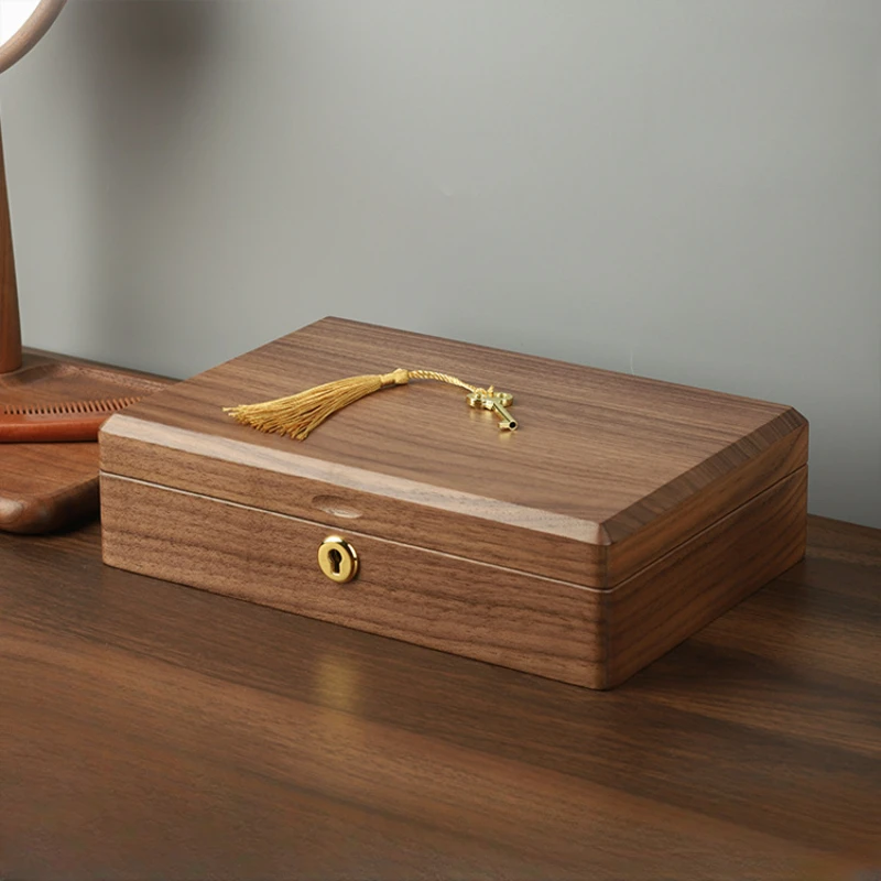 Walnut Decorative Box Wooden High-grade Exquisite Solid Wood Gold Jewelry Watch Storage Box with Lock