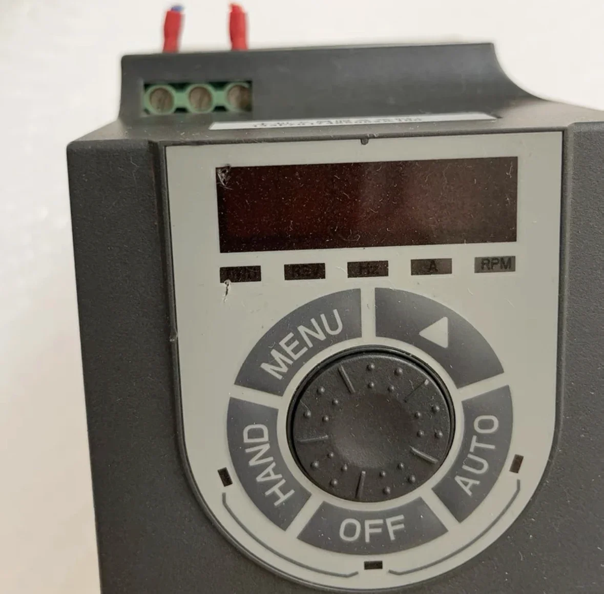 133F0210 brand new frequency converter HLP-C100, power 0.75kw/220V