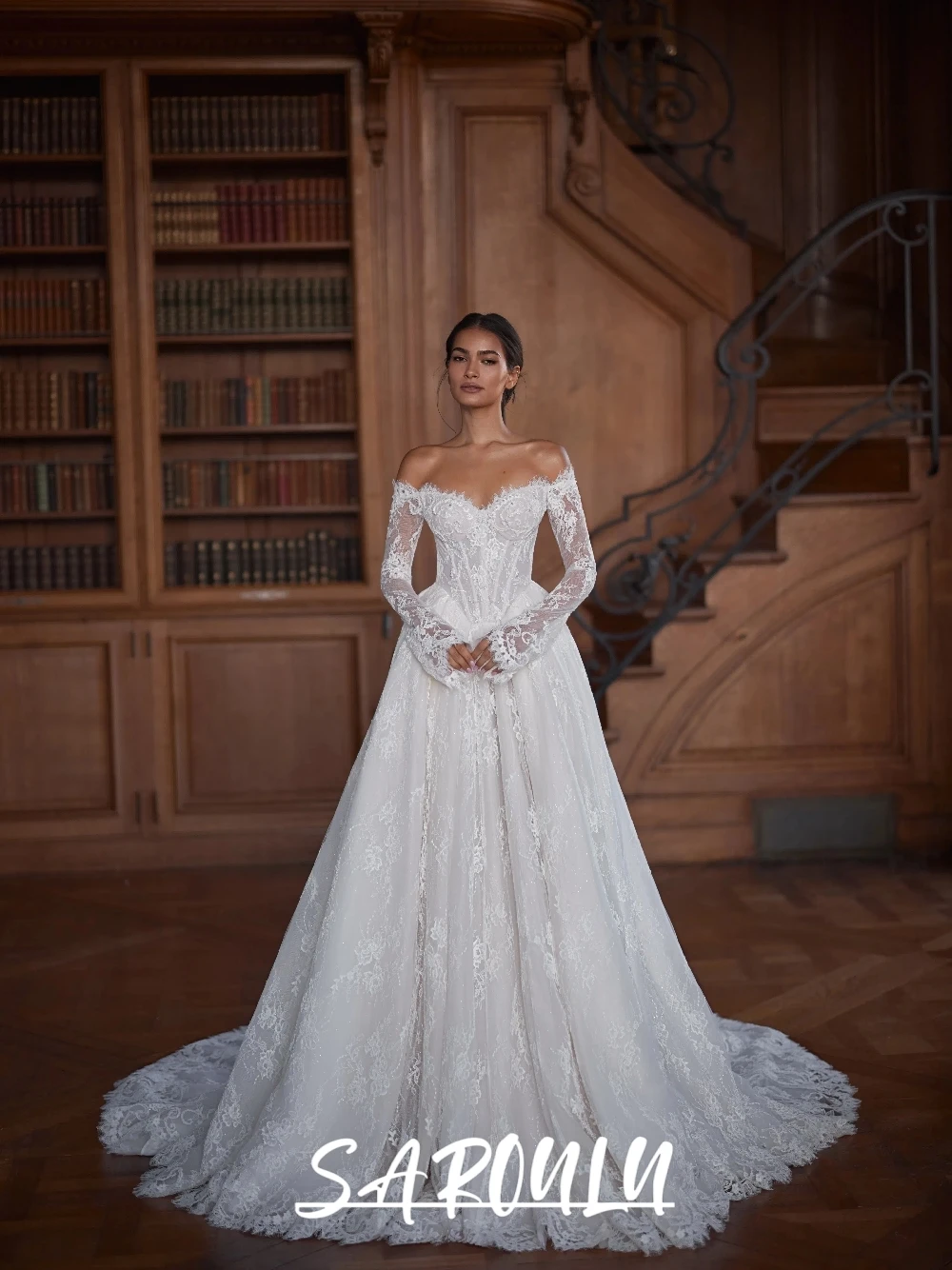 

New Arrival Elegant Beaded Off Shoulder Wedding Dress Lace Glitter Long Customized Bridal Gown Romantic Vintage Bride Wear