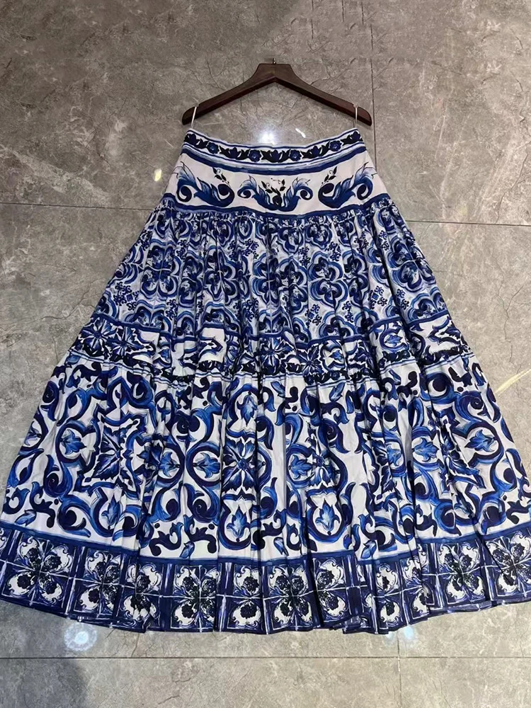 2024 autumn women\'s new blue and white porcelain printed silk twill splicing wool knitted vest two-piece set + loose skirt set